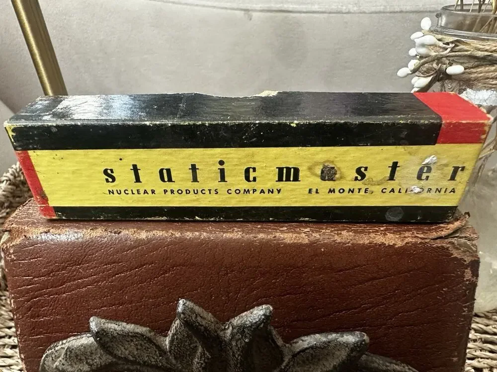 Staticmaster Nuclear Products Co. 1” #1550 Bakelite In Original Box Made In USA